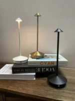 Nordic Aluminum Rechargeable Led Table Lamp for bar Restaurant Cordless Desk Lamp with Charging Base - Image 4