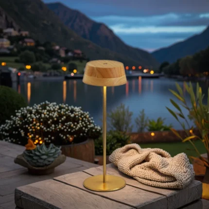 High Quality Metal Rechargeable Table Lamp Creative Wireless Restaurant Lighting Luxury Table Lamp Battery